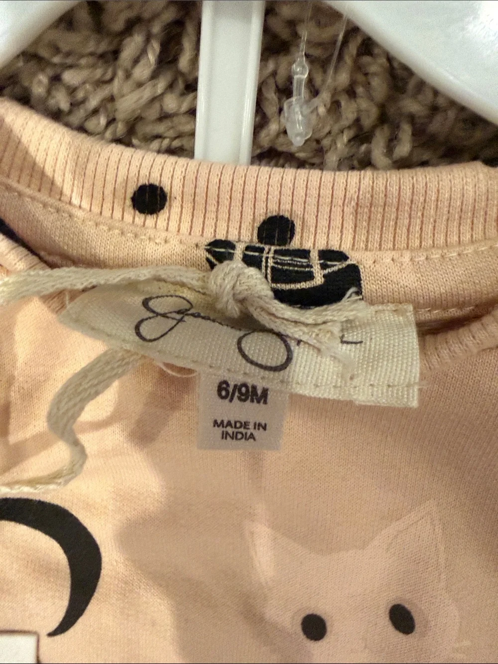 Jessica Simpson has pale pink Halloween Kids Pajama Set with Cat & Moon Print